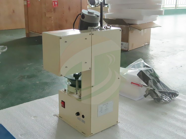 Grinding machine