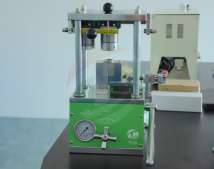 Battery Sealing Machine