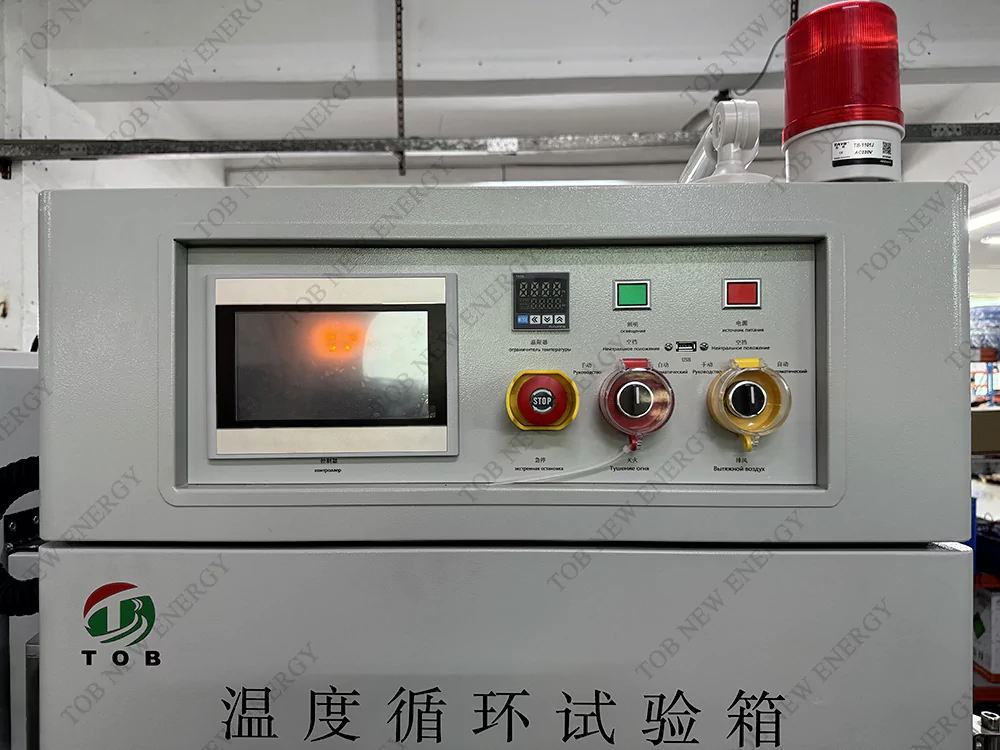 Temperature-Cycling-Test-Chamber-Operation-panel