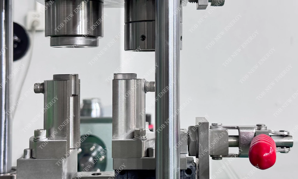 Pneumatic Cylindrical Battery Sealing Machine