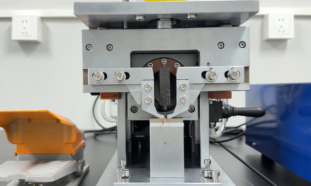 Ultrasonic welding of copper wire and nickel strips Ultrasonic welding of copper wire and nickel strips