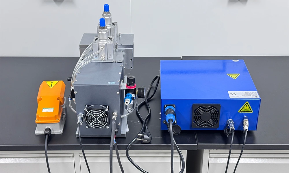 TOB-20K-1500W 20kHz Ultrasonic Metal Welding Machine TOB-20K-1500W 20kHz Ultrasonic Metal Welding Machine