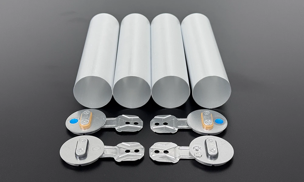 33135 Tabless Sodium-ion Cylindrical Battery Case Kit 33135 Tabless Sodium-ion Cylindrical Battery Case Kit