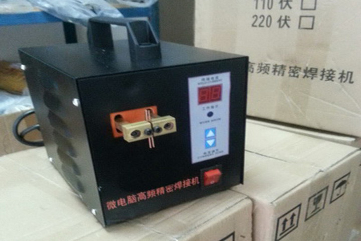 20sets Portable Spot Welding Machine For 18650 Battery Pack Shipped To Italy