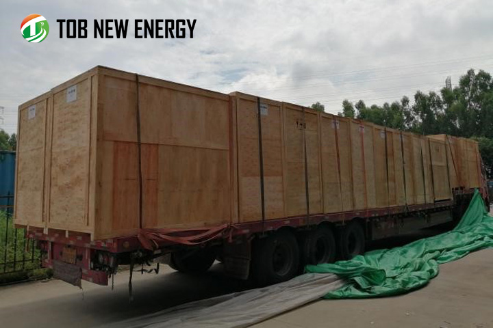 Delivery of vacuum oven
